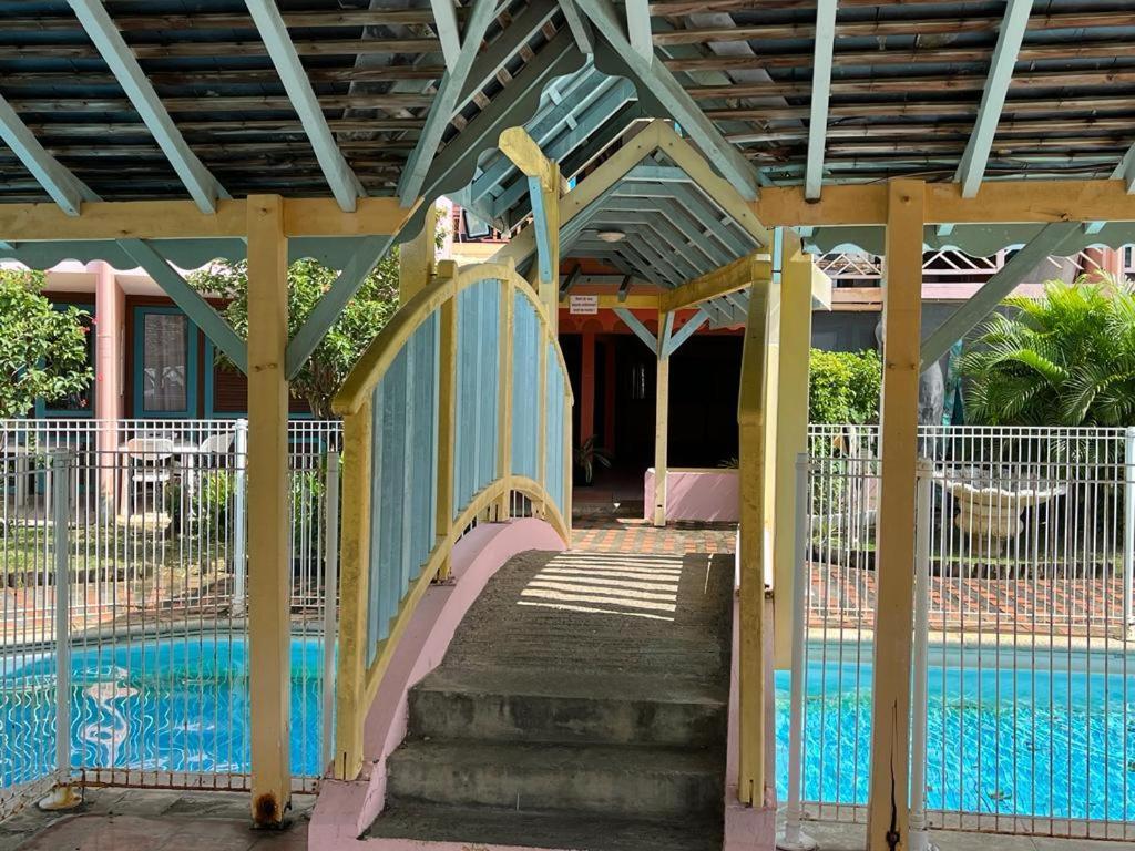 Residence Canouan 4312 Sainte-Anne Luaran gambar